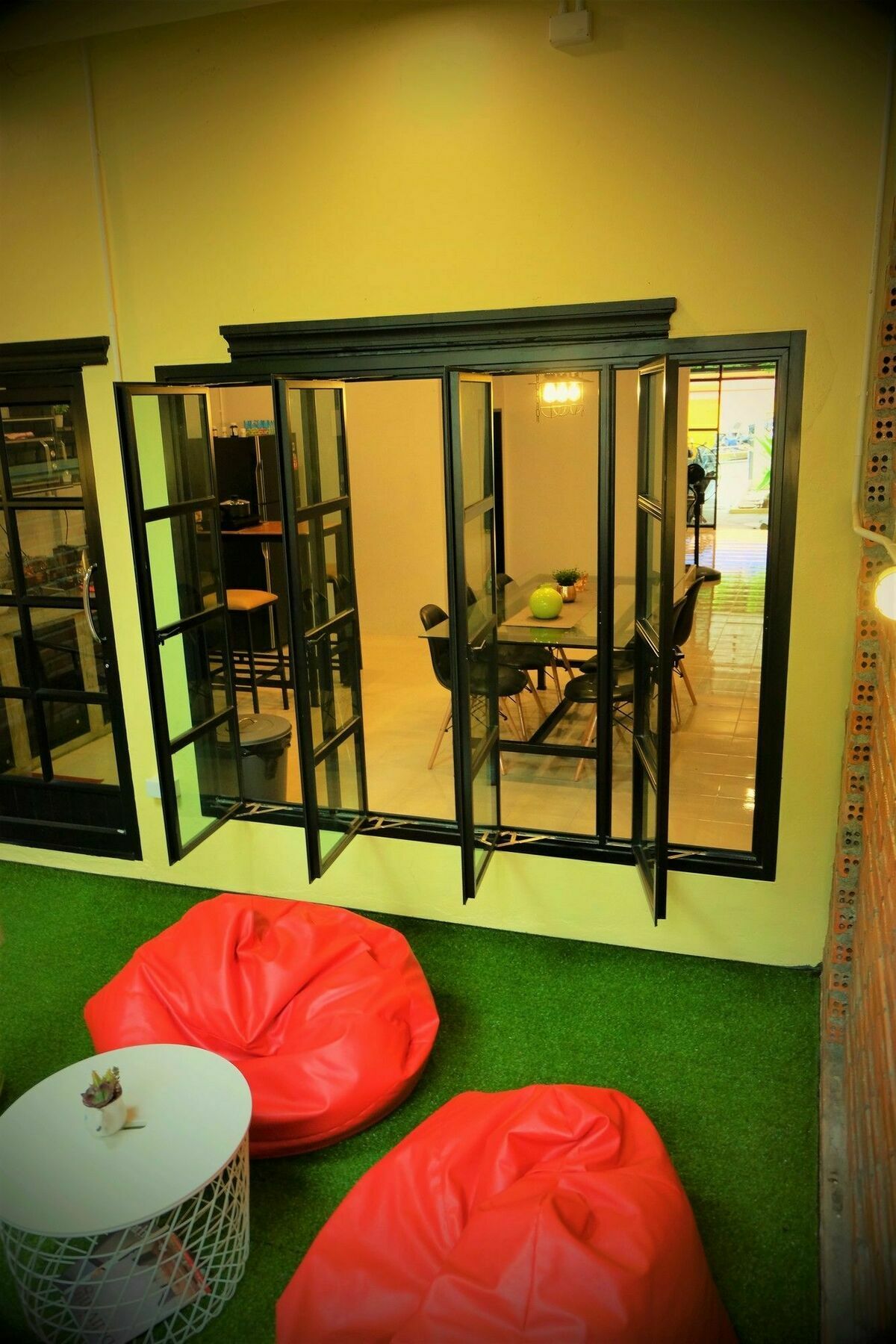 Nanrada Hometel Krabi town المظهر الخارجي الصورة